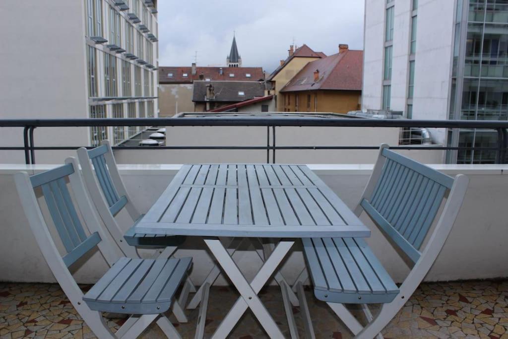 Le Jane : Centre Ville, Garage, Balcon Анси Экстерьер фото